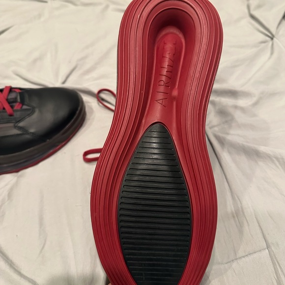 Men’s 9.5 Nike Air Max 720 Saturn Basketball Sneakers main image 5
